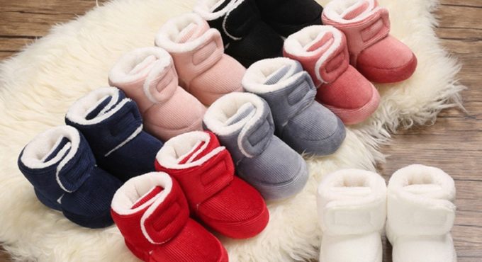 2020 Baby Newborn First Walkers Unisex Cozie Faux Fleece Bootie Winter Warm Infant Toddler Crib Shoes Classic Floor Boys girls