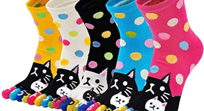 1pair Christmas Socks for Children Toddler Kids Toe Socks Unisex Cute Cartoon Cat Five Finger Winter Socks Ladies