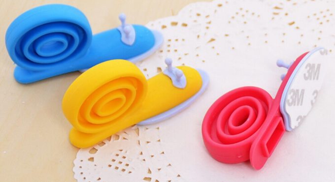 EVA Plastic Snail Shape Door Stops Baby Safety Door Stopper Protector Safe For Infant Care Random Color