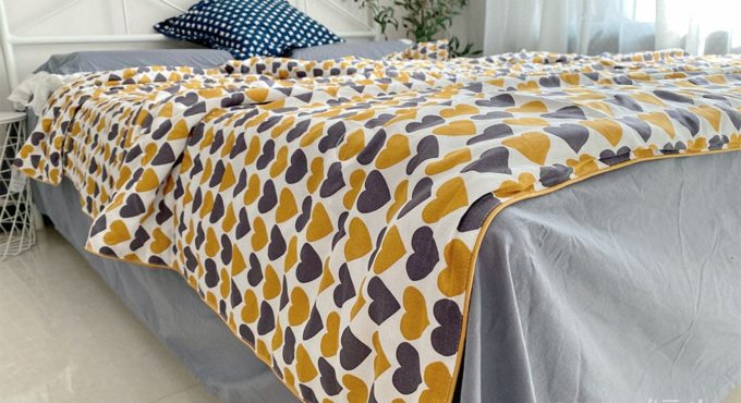 Summer Bedspread Queen Size Geometric Printed Double Quilts and Duvets for Adults Thin Air-conditioned Comforter colcha For Bed