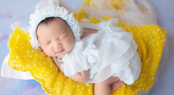 5Pcs/Set Baby Hat+Pillow+Romper Jumpsuit+Shoes+Headwear Newborn Photography Prop