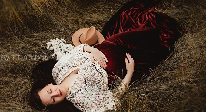 Don&Judy Velvet Maxi Gown Dress Sexy V Neck Pregnancy Dress for Photo Shoot Bohemia Long Sleeve Pregnant Women Gown Clothes