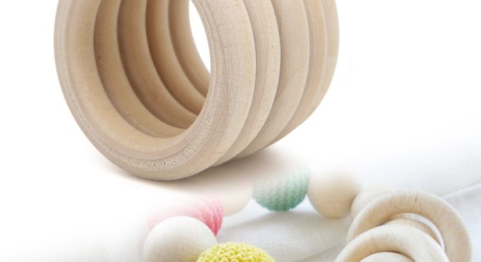 2021 New DIY Wooden Beads Connectors Circles Rings Beads Lead-Free Natural Wood