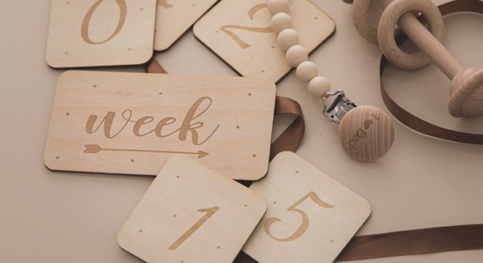 7pcs/set Baby Photography Milestone Cards Wooden Newborn Milestone Card Memorial Monthly Photography Props Kid Toys Souvenir Set