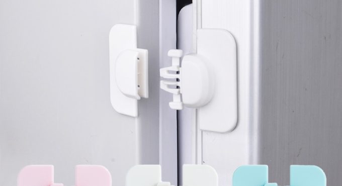 1Pcs Home Refrigerator Fridge Freezer Door Lock Latch Catch Toddler Kids Child Cabinet Locks Baby Safety Child Lock