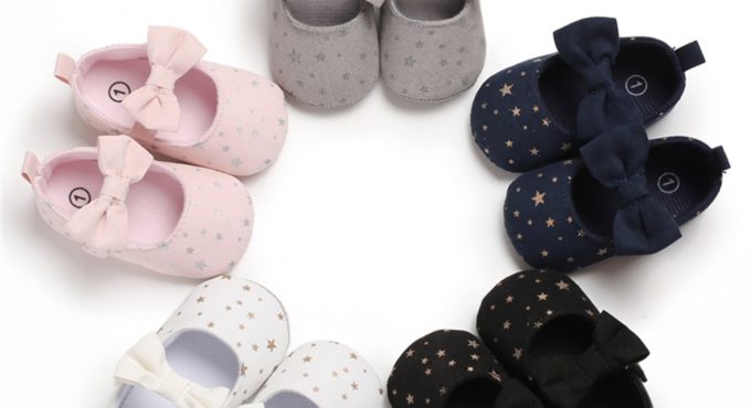 2020 Baby First Walkers New Toddler Girl Crib Shoes Newborn Baby Bowknot Soft Sole Prewalker Stars Print Sneakers Bowknot Shoes