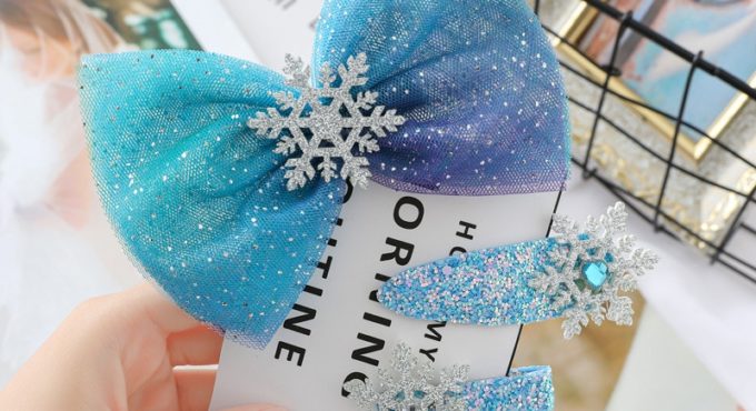 Kids Cute Christmas Snowflake Hair Accessories Crystal Hair Clips For Baby Winter Hair Ties Child Girls Hairpins Child's Gift