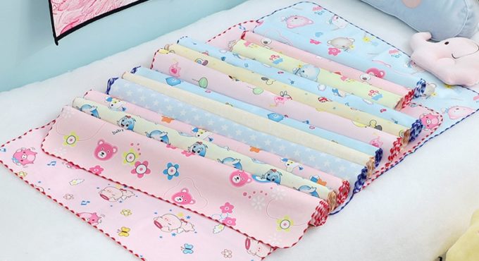 Soft Diaper Pad for Newborn Prevent Bedwetting Polyester + Cotton Baby Changing Pads & Covers Women Menstrual Pad Changing Pad