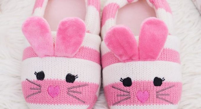 Hot Sale Winter Girls Warm Wrapped Heel Knitted Soft Sole Slippers Cartoon Baby Girls Slippers for Home Kids Pink Shoes Gifts