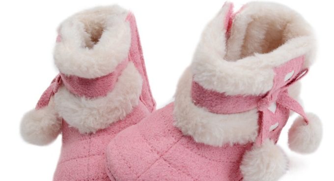 Newborn Baby Shoes Winter WarmInfant Rubber Soled Shoes with Cute Pompon Baby Toddler Shoes Girls Boys Snow Boots First Walkers