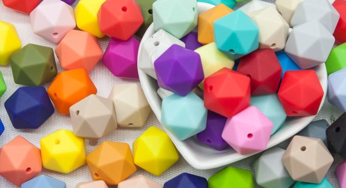 Cute-idea 500pcs Icosahedron Polygon Food Grade Silicone Teething Beads 17mm For Baby Nursing Necklace Pacifier baby products