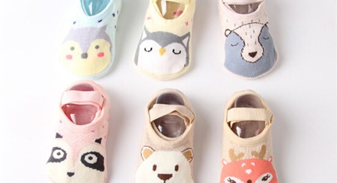 Cute Baby Shoes Toddler Girls Boys Cartoon Non-slip Cotton Floor Socks Animal pattern First Walker Shoes for Newborns 1 Pair