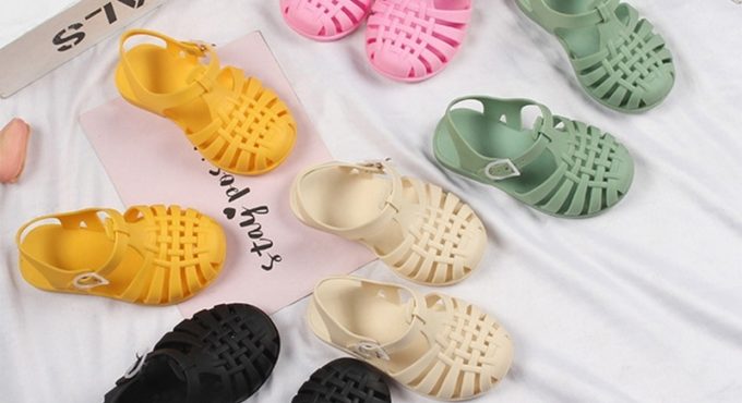 Baby Gladiator Sandals Breathable Hollow Out Shoes Pvc Summer Kids Shoes 2021 New Fashion Beach Children Sandals For Boys Girls