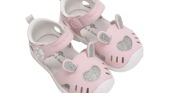 DBY18308 Dave Bella summer fashion baby girls cartoon sandals new born infant shoes girl sandals cute shoes