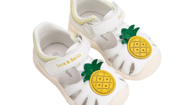 DB17649 Dave Bella summer fashion baby girls cartoon sandals new born infant shoes girl sandals cute shoes