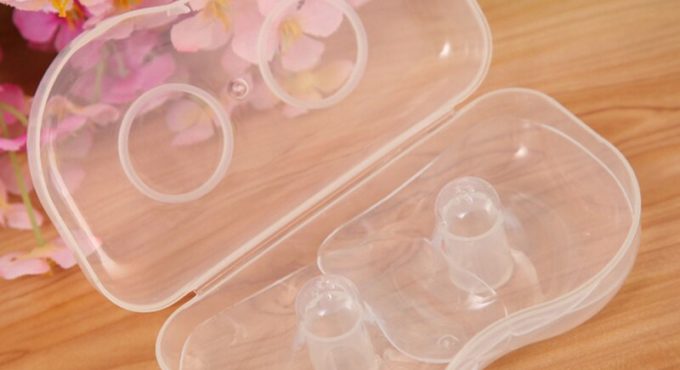 2pcs Silicone Nipple Protectors Breast Milk Feeding Mothers Nipple Shields Protection Cover Breastfeeding Milk Extractor Nipple