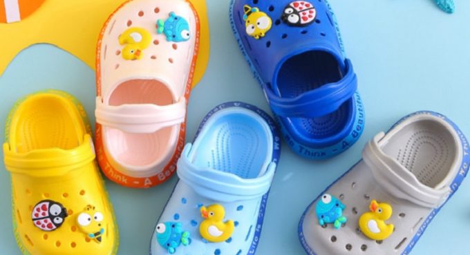 New Fashion Children Garden Shoes Boys and Girls Cartoon Sandal Summer Slippers High Quality Kids Garden Baby Sandals