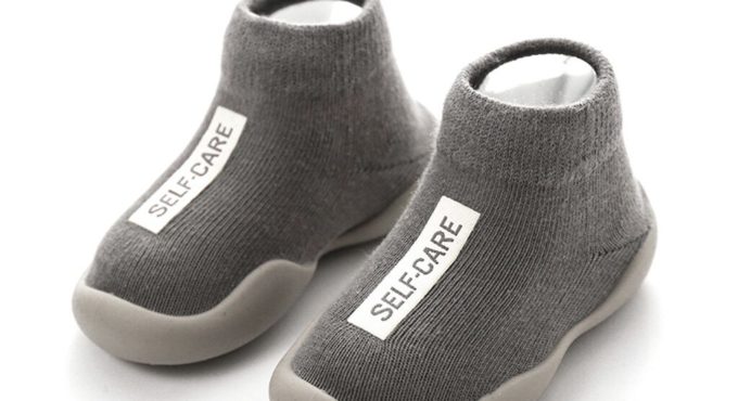 25# Rubber Soles Knitted Floor Socks Shoes Infant Anti-slip Newborn Flat Letter Comfortable Summer Indoor Baby Shoes Сандалии