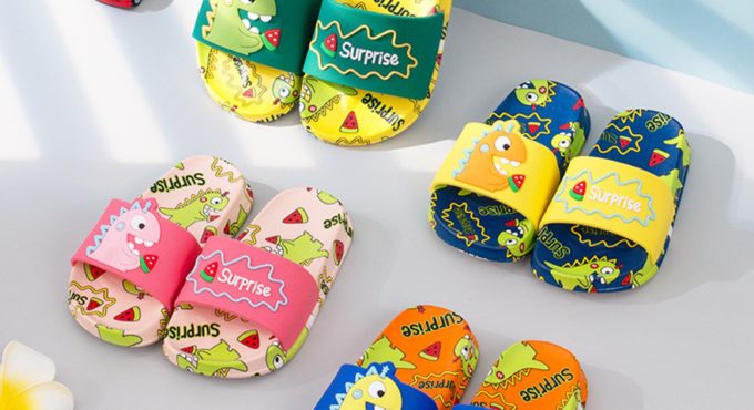 Kids Shoes Cartoon Dinosaur Slide Sandals Non-slip Beach Water Shoes Boy Girls Slipper Sumemr Beach Girls Shoes Chaussure Fille