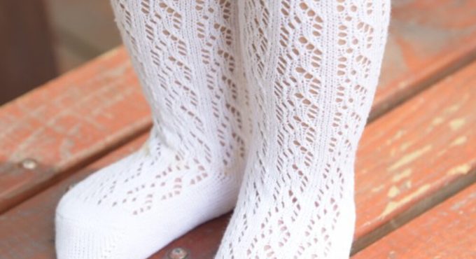 Newborn Baby Infant Fishnet Stockings Non-Slip Knee High Lace Thin Hollow Stockings Princess Long Tube Booties 0-4T