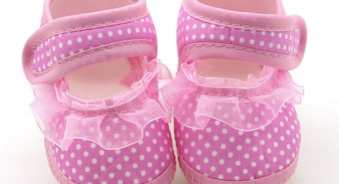 Newborn Dot Prints Lace Shoes Infant Baby Girls Soft Sole Prewalker Casual Flats Shoes Anti-Slip Solid Ruffled Toddler Shoes