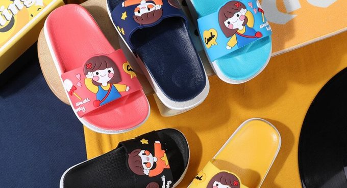 Cartoon Boy Girl Kids Slippers New Summer Boy Girls Slippers PVC Non-slip Children Beach Shoes Baby Home Sandals Kids Flip Flops