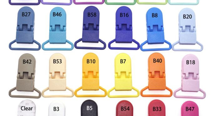 Wholesale 580 Pcs/Lot Sutoyuen 25mm Width D Shape Plastic Suspender Clips Baby Pacifier Clip Soother Dummy Toys Chain Holder