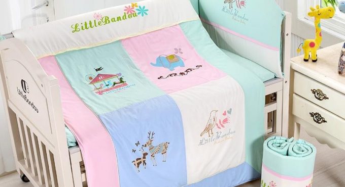 7# Pieces Baby bedding Sets Small Deer Button Printing Seven Sets Pillowx2+Bed Sheets+Bedside+Bed Cushions+ Quilt +Sheets Core