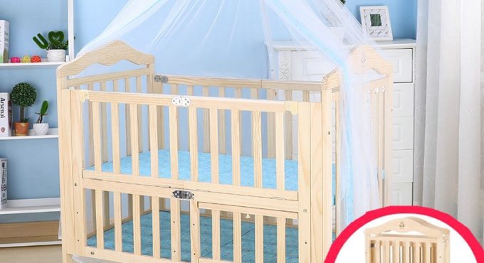 Foldable Pine Wood Kids Crib Have 4 Lockable Wheels, No Paint Baby Rocking Cradle, Portable Infant Cot with Mosquito Net