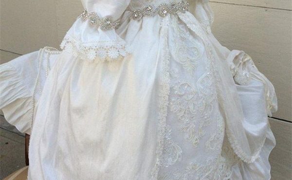 Heirloom Luxury Lace Beading Infant Christening Gown Baby Girls Baptism Dress with Bonnet Custom Made