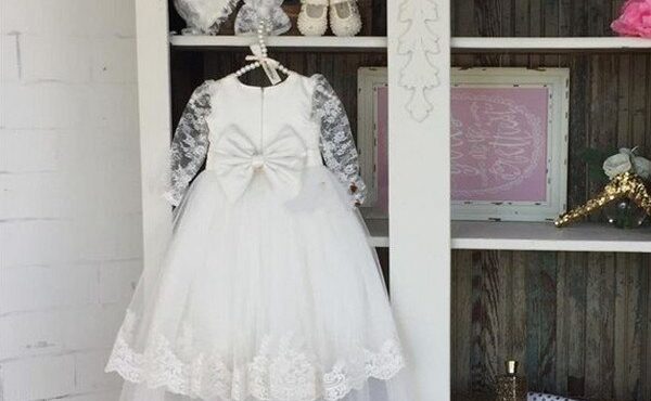 Beautiful Baby long christening dress Long sleeves sheer two tiered lace With Bonnet tulle Baptism Gowns for Boys and Girls