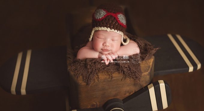 Newborn Pilot Theme Photography Props Wood Aircraft Posing Basket for Baby Photo Shoot Accessories Infant bebe fotografia Props