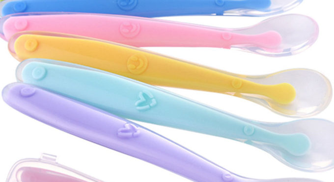 Hot Sale Baby Soft Silicone Spoon Candy Color Temperature Sensing Spoon Children Food Baby Feeding Tools