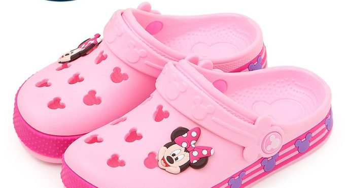 Disney Minnie children's hole shoes Summer Boys and Girls Slippers Mickey Minnie children's Beach Shoes