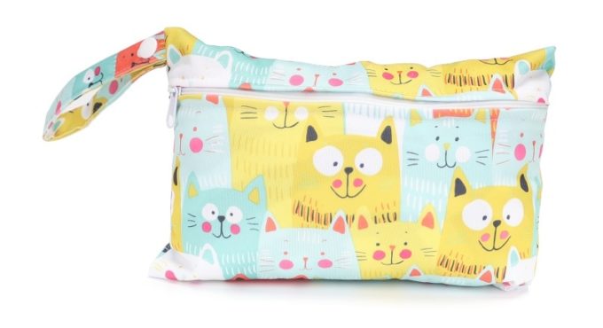 [CHOOEC] NEW Small Size:15*22.5CM New Wet Bag Washable Reusable Cloth diaper Nappies Bags Waterproof Swim Sport Travel Carry bag