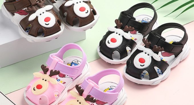 Children's slippers summer non-slip baby sandals and slippers children's hole shoes boys and girls beach children toddler shoes