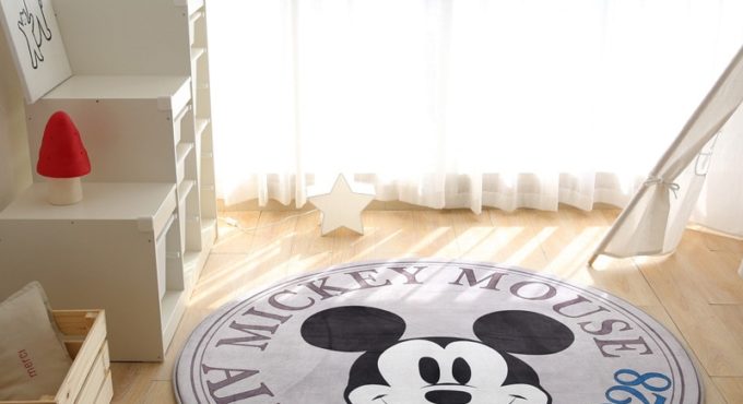 Disney Mickey Minnie Mouse Rug Child Baby Crawling Game Mat Carpet Indoor Welcome Soft Four Season children Mat blanket gift