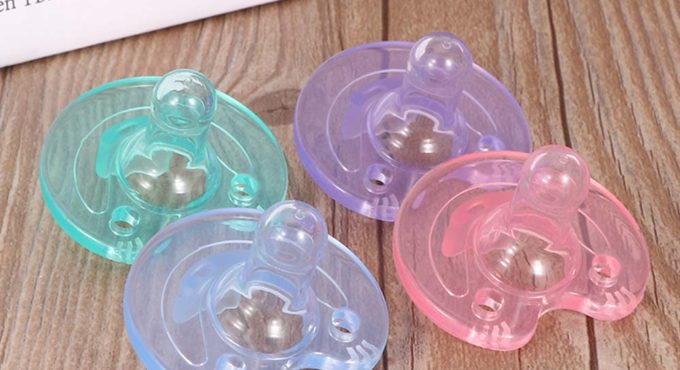 Lovely Newborn Baby Orthodontic Dummy Pacifier Transparent Infant Kids Food Grade Safety Silicone Teat Nipple Soother Pacifier