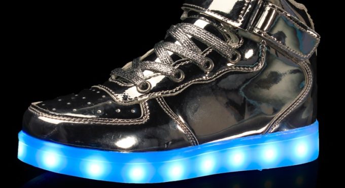 2019 Kids Led Usb Charging Shoes Glowing Sneakers Children Hook Loop Luminous Shoes for Girls Boys Men Women Skate LED Shoes