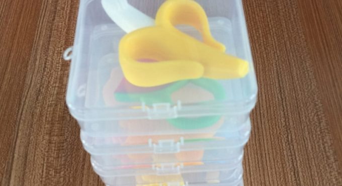 Portable Baby Infant Teether Case Holder Pacifier Chain Storage Box Clear Travel