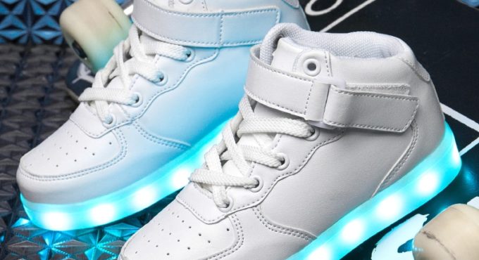 ULKNN 25-37 Kids Led Usb Charging Glowing Sneakers Children Hook Loop Fashion Luminous Shoes for Girls Boys Sneakers with Light