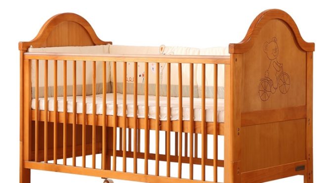 European baby crib newborn solid wood multi-function splicing bed removable baby bedside children's bed