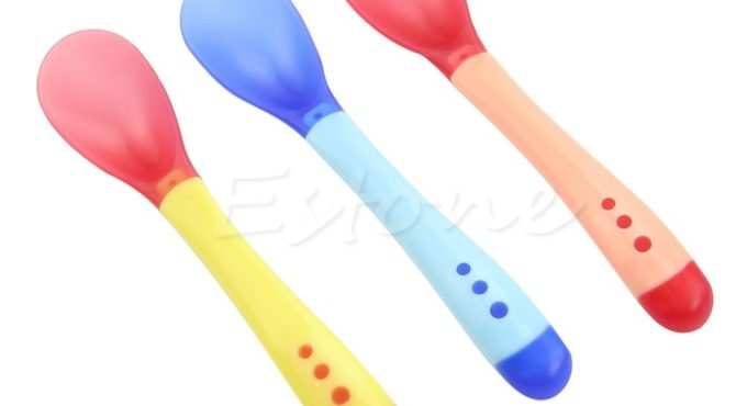 1pcs Heat Sensing Thermal Feeding Spoon Baby Kids Weaning Silicone Head Tableware