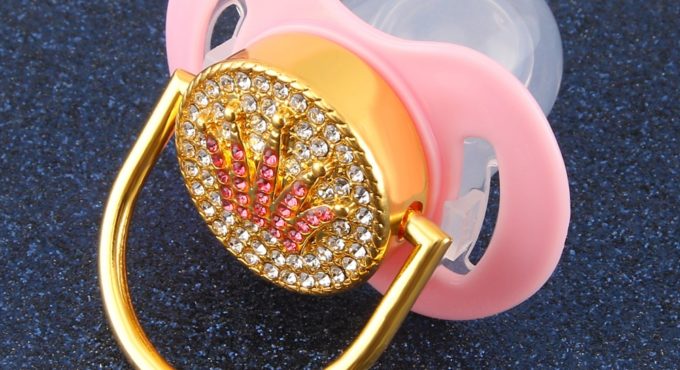 Bling Bling Pink Crown Rhinestones Baby Pacifier Lollipop Elegant Infant Dummy Cocka Chupeta Baby Shower Gift