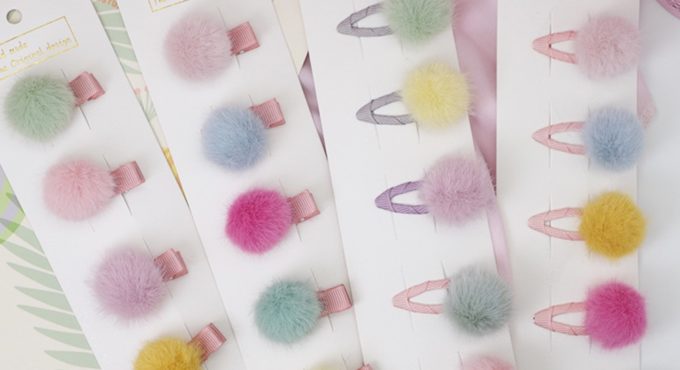 5PCS Lovely Girls Pompom Hairpins with Small Soft Fur Mini Ball Gripper Hairball Pom Hairclips Children Hair Accessories