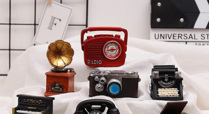 New Newborn Photography Props Retro Nostalgic Mini Creative Resin Phone Camera Photo Accessories Studio Photography