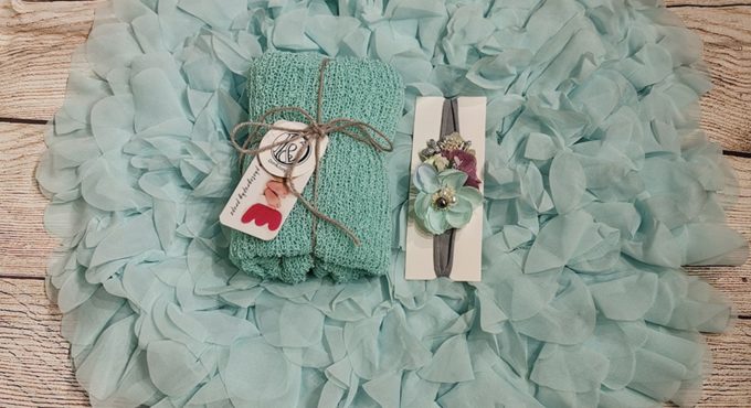 Don&Judy Flower Chiffon Blanket with Matched Stretch Wraps and Headband Sets Soft Cushion Photography Baby Props Newborn Props