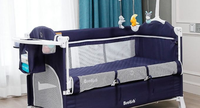 European Style Folding Baby Bed Splicing Bed Multifunctional Portable Newborn Baby crib Cradle Bed