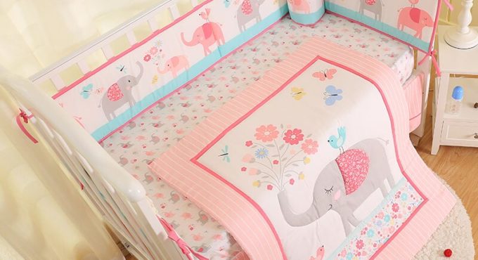 4 Piece Crib Bedding Set for Baby Girl Dusty Pink Elephant Cartoon Pattern 100% polyester-quilt crib sheet/ crib skirt/ bumpers