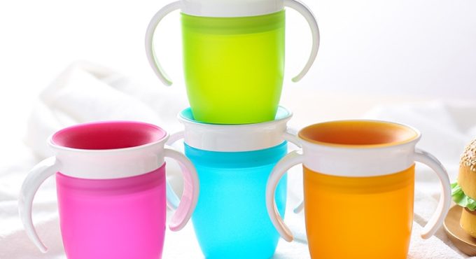 1PC 360 Baby Cups Can Be Rotated Magic Cup Baby Learning Drinking Cup LeakProof Child Water Cup Bottle 240ML Copos